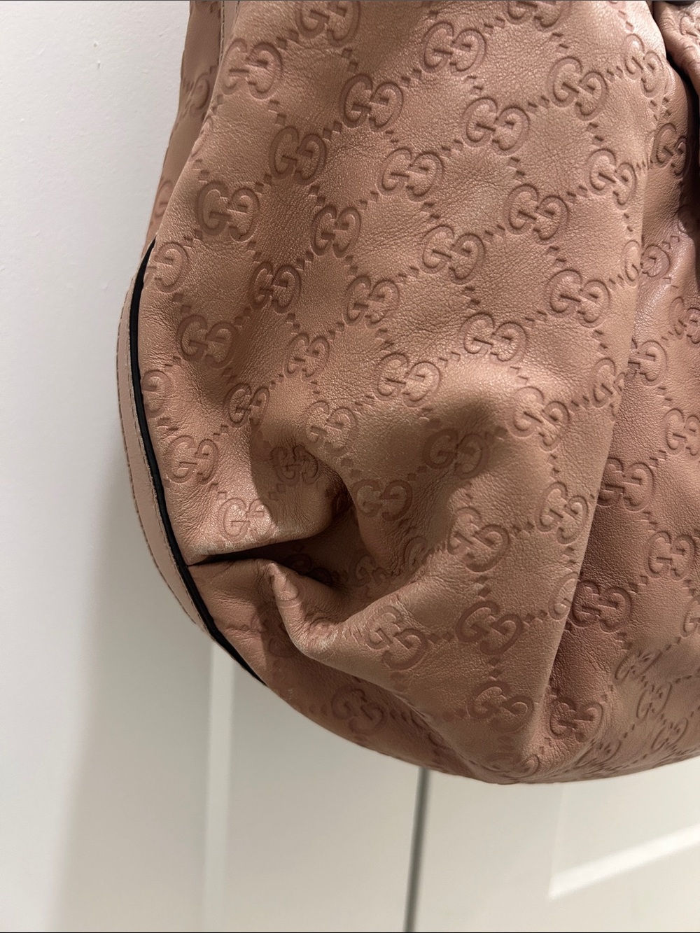 Gucci Large Guccissima Scarlett Studded Tote Bag - Picture 10 of 17